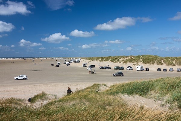 Der Autostrand Lakolk auf der dänischen Nordseeinsel Römö 