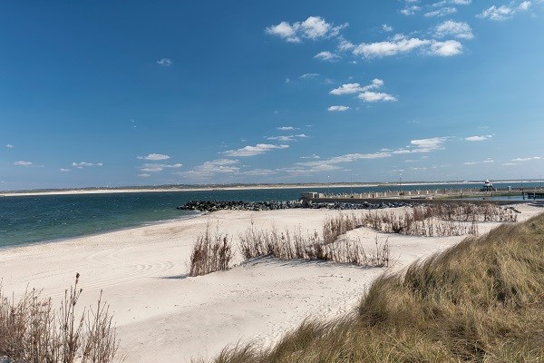 Der Strand in Thyborön in Dänemark