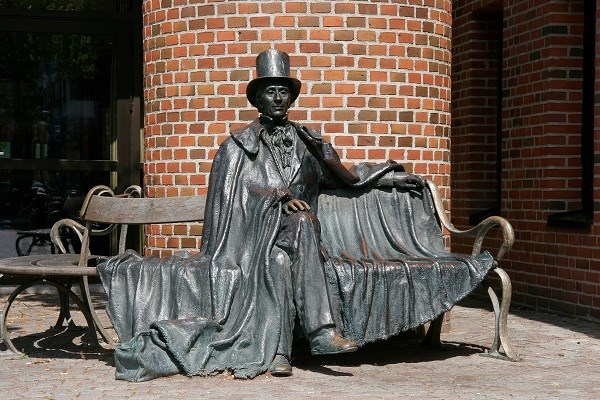 Statue von Hans Christian Andersen